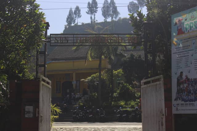 Gerbang Sekolah