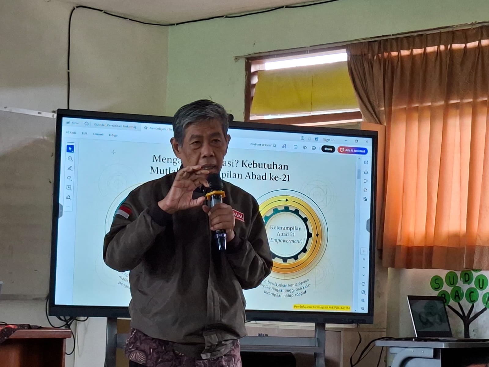 Dr. Nurwidodo, M.Kes, Pakar Kurikulum Nasional, STEM dan Deeplearning